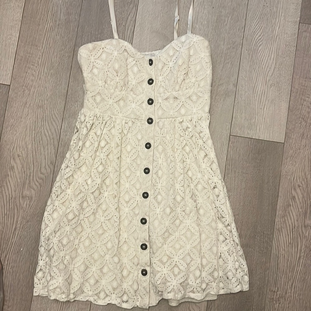 White dress with buttons